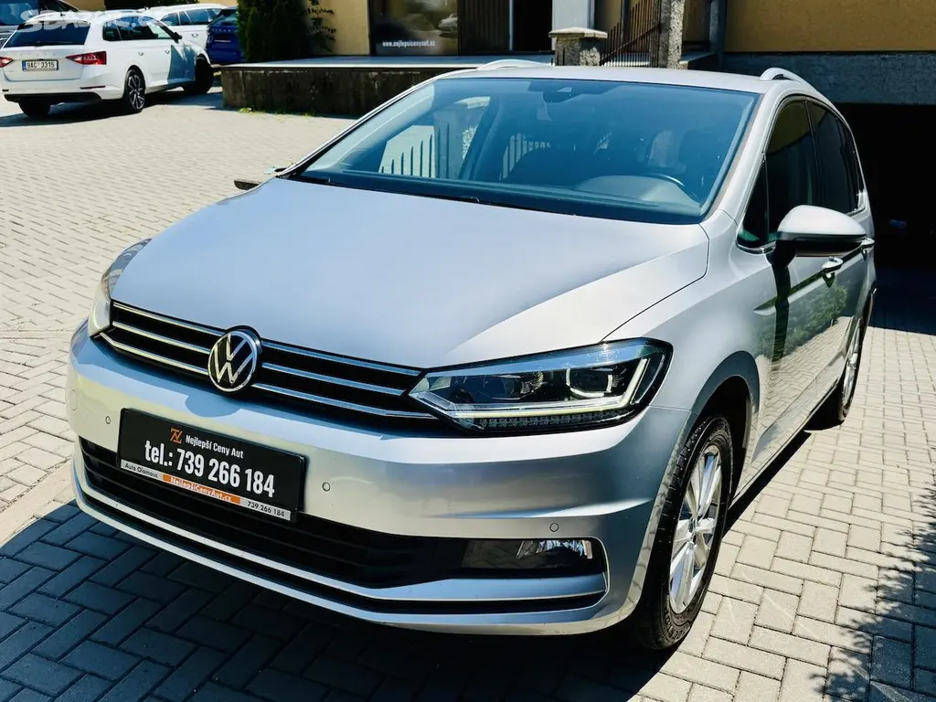 Volkswagen Touran, 2,0TDi 110kW HIGHLINE 7-míst